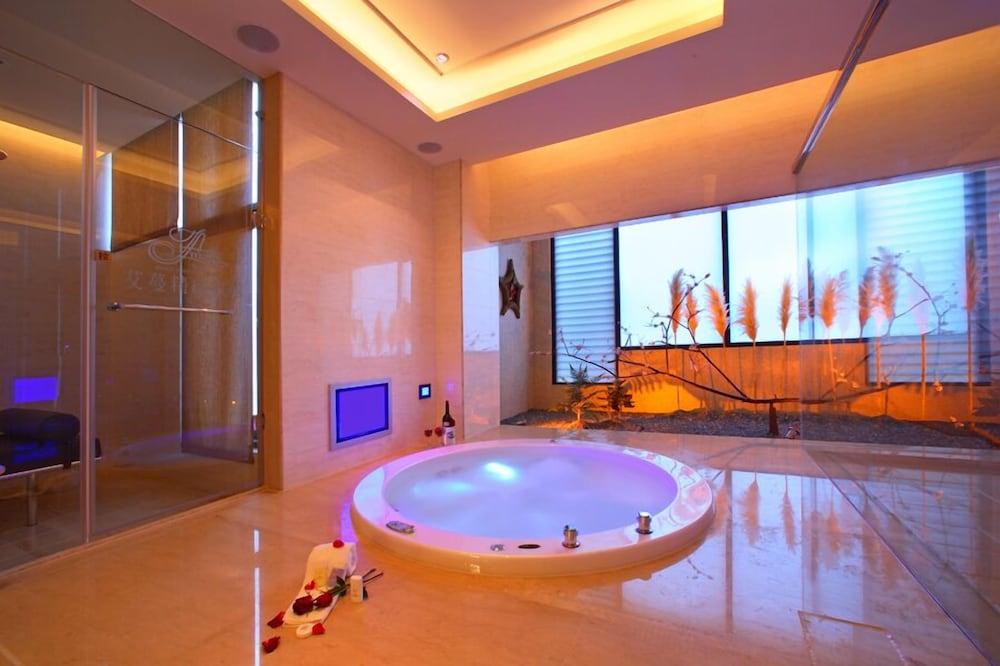 Amain Boutique Motel Tucheng - Indoor Spa Tub