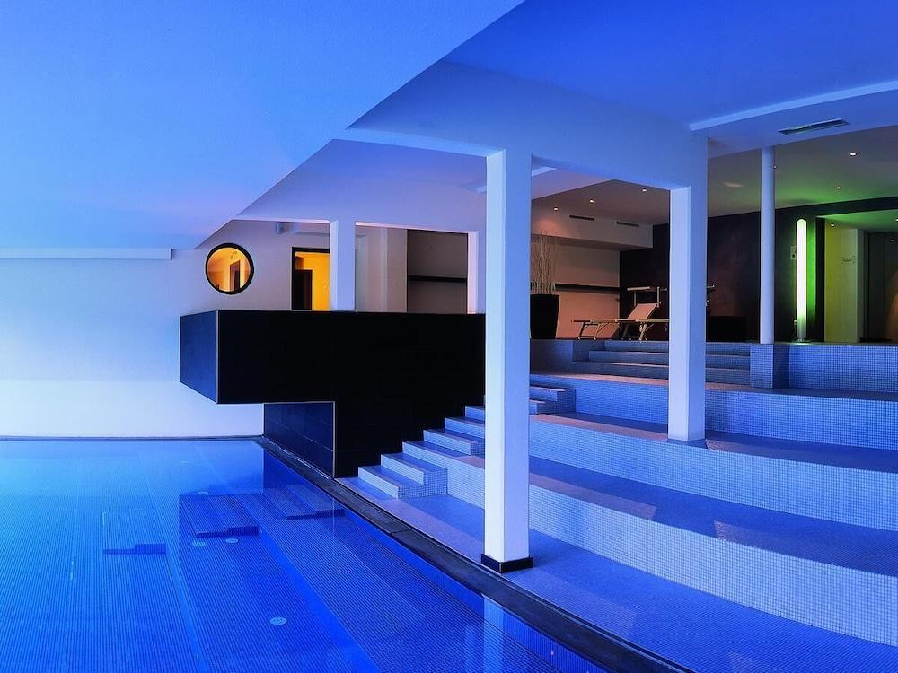 Hotel Oberhofer - Indoor Pool