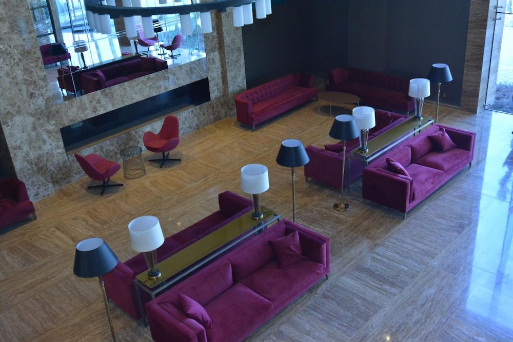 Elazig Windy Hill Hotel & Spa - Lobby Sitting Area