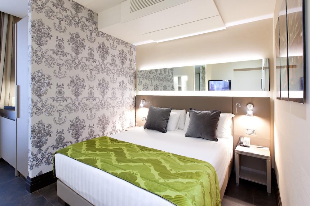 Quirinale Luxury Rooms - Room