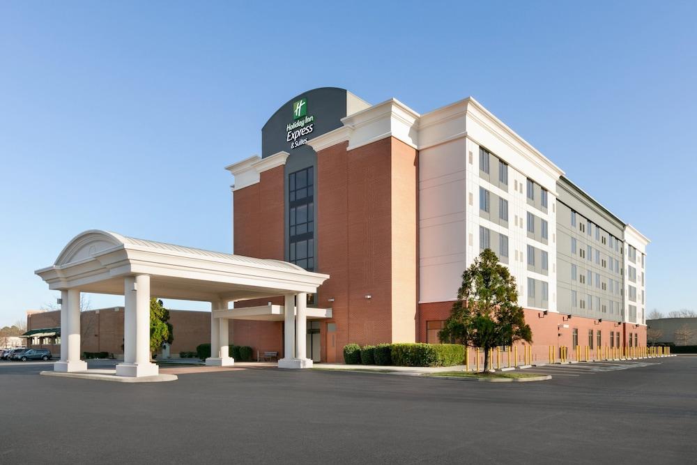 Holiday Inn Express Hotel & Suites Norfolk Airport, an IHG Hotel - Featured Image
