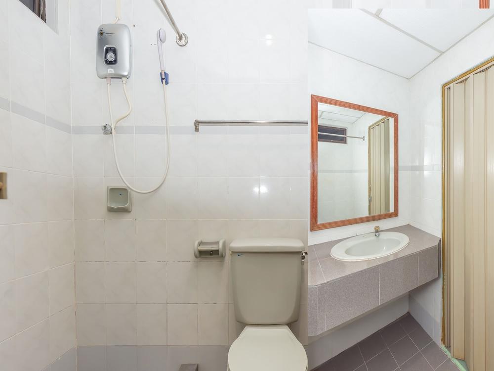 أو واي أو 89836 هوتل ميسرا كوالا كيتيل - Bathroom