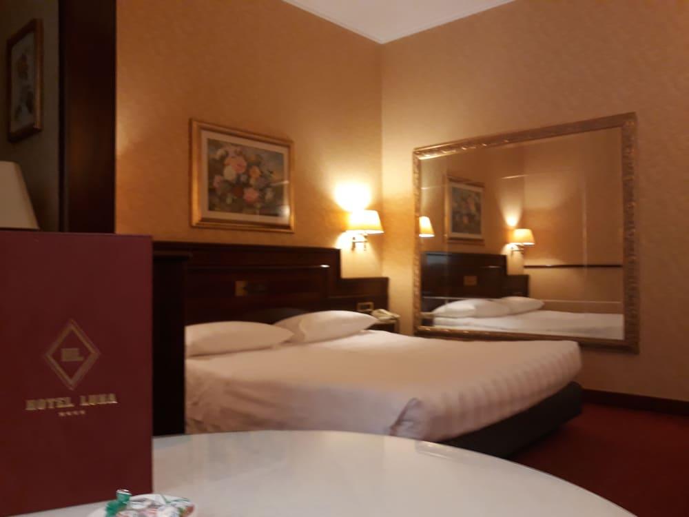 Hotel Motel Luna - Room