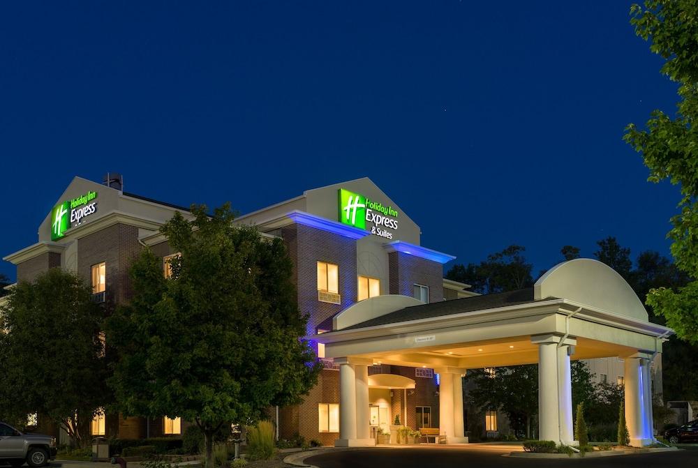 Holiday Inn Express Hotel & Suites Independence-Kansas City, an IHG Hotel - Exterior