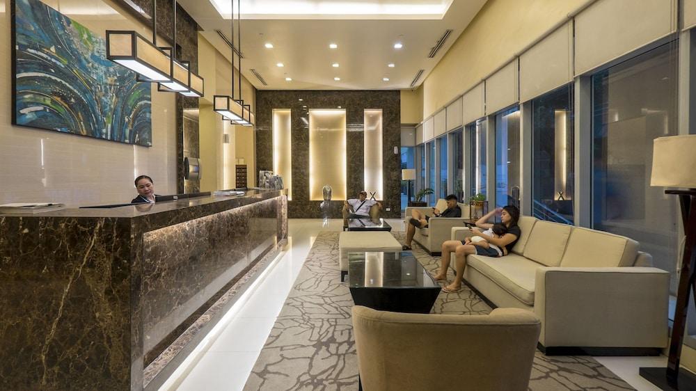 ZEN Rooms 8 Adriatico Manila - Lobby Sitting Area