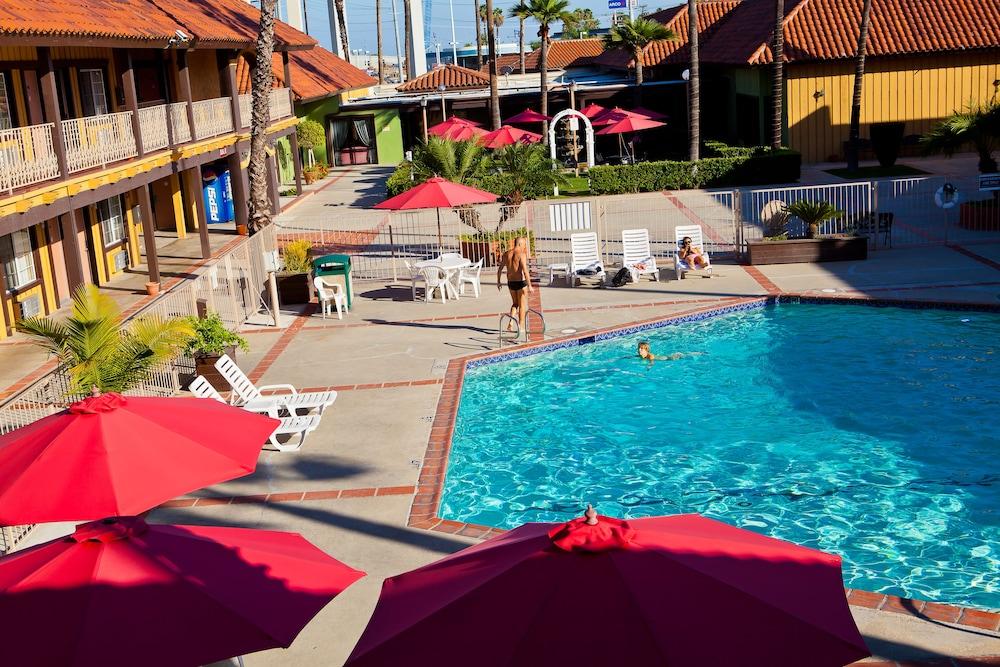 Hotel Saddleback Los Angeles - Norwalk - Featured Image