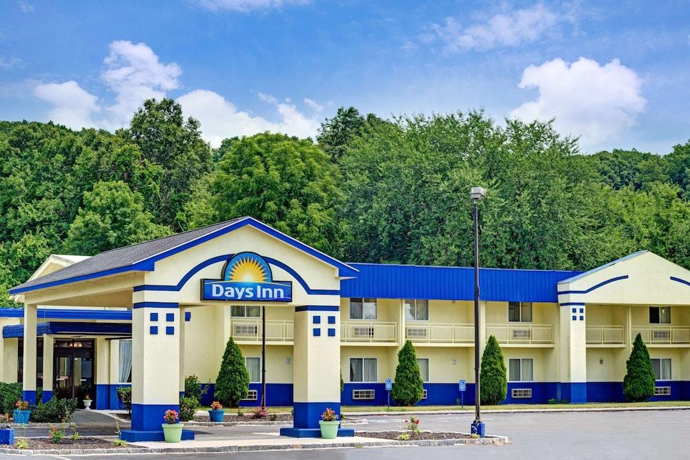 Days Inn by Wyndham Southington - Featured Image