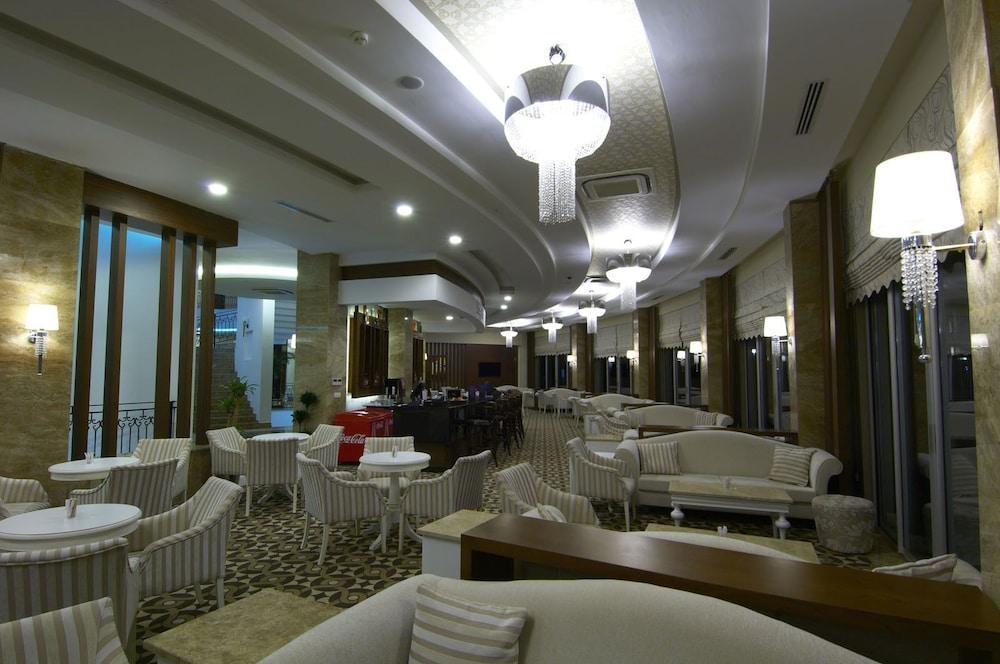 Safran Thermal Resort - Lobby Sitting Area