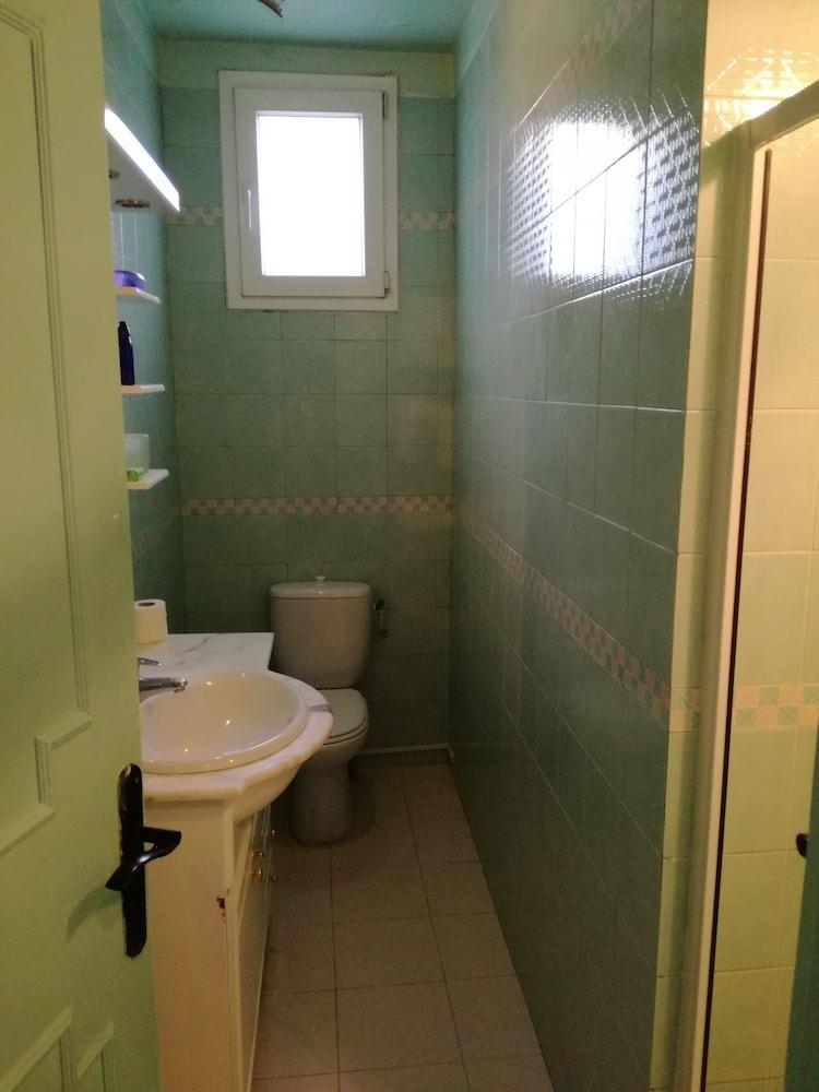 Bel Appart Au Cœur De La Marsa - Bathroom