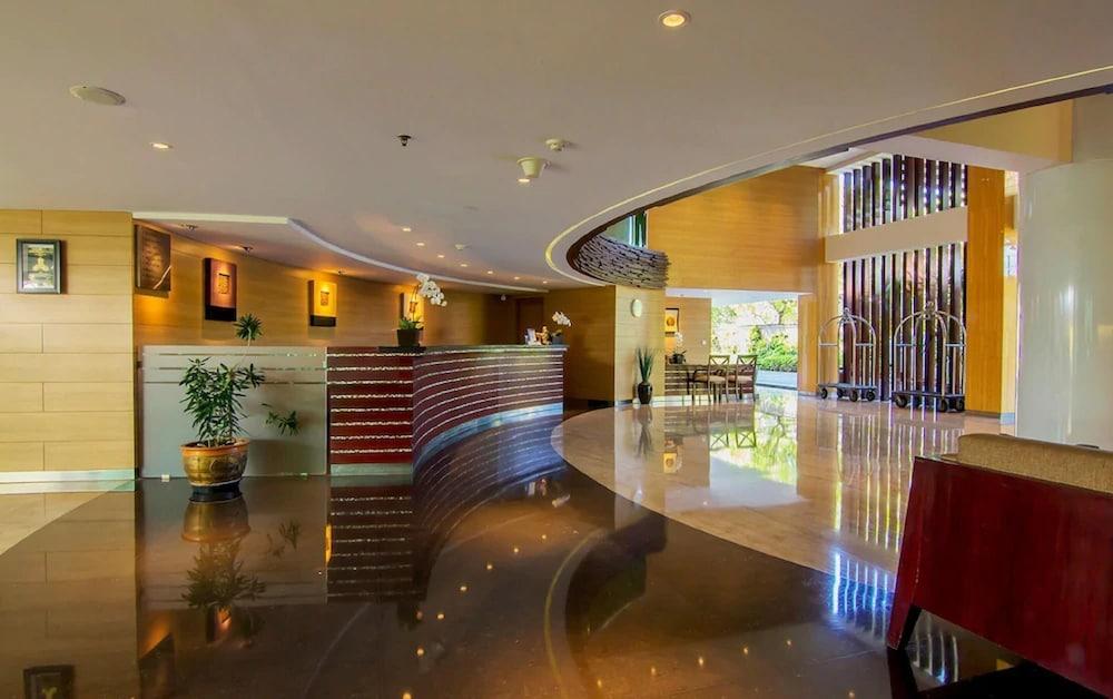 Bintang Kuta Hotel - Lobby