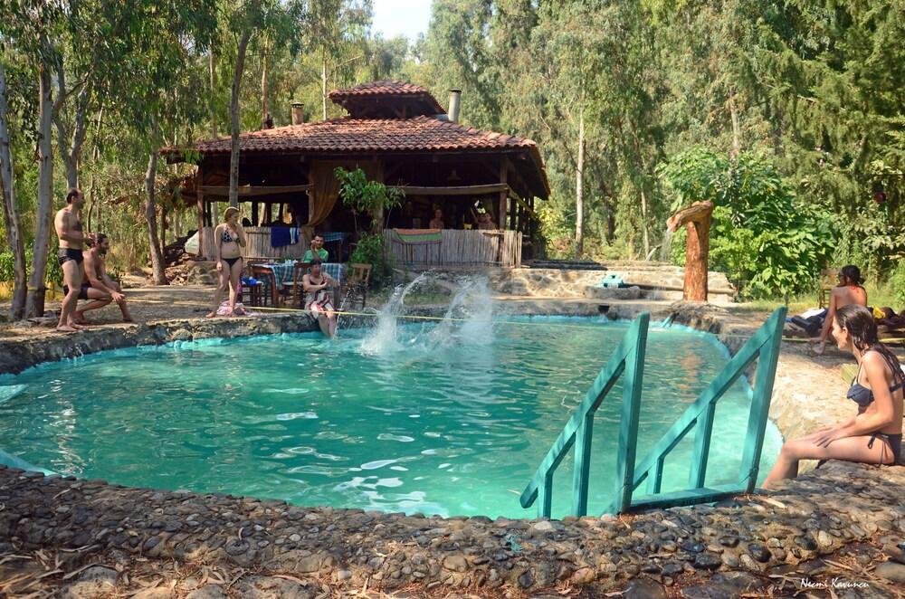Pastoral Vadi - Natural Pool