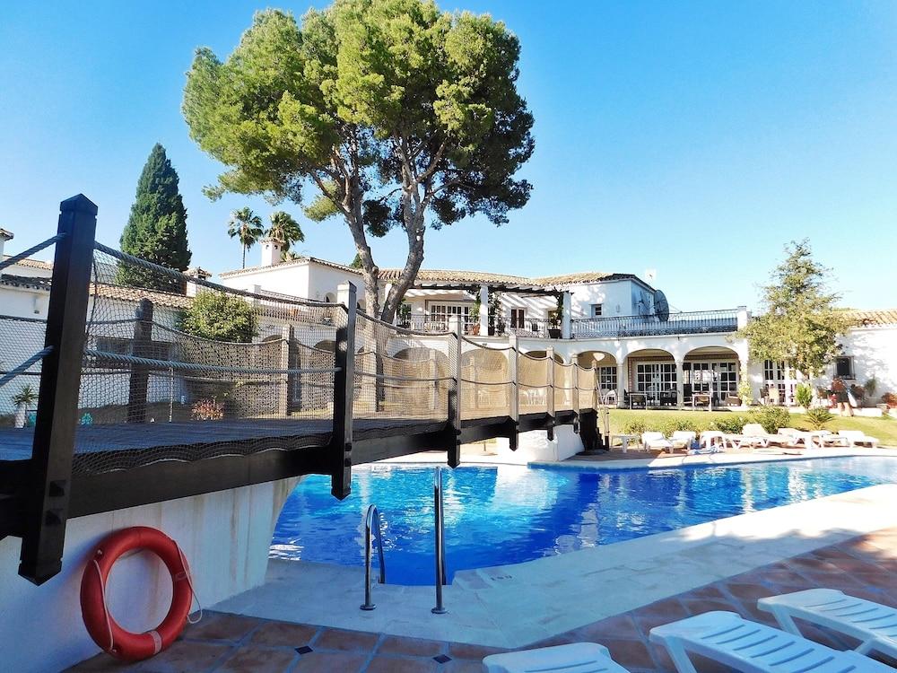 Casa El Paraiso Golf & Beach Marbella - Outdoor Pool