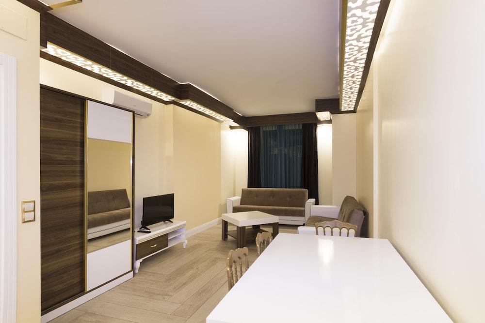 Merada Suit Otel - Room