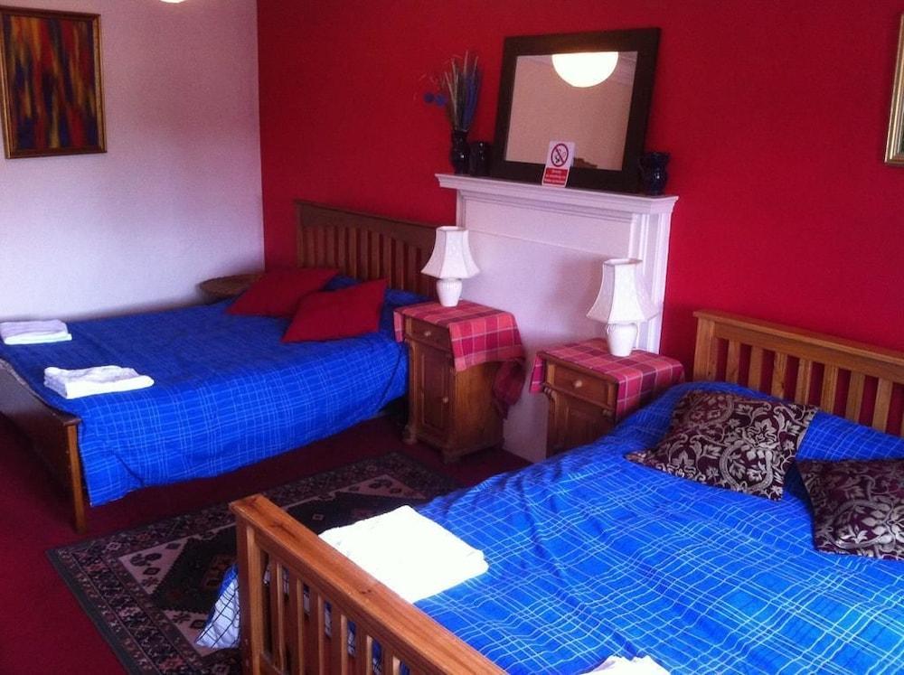 Self Catering Guest Rooms Duns - Guestroom