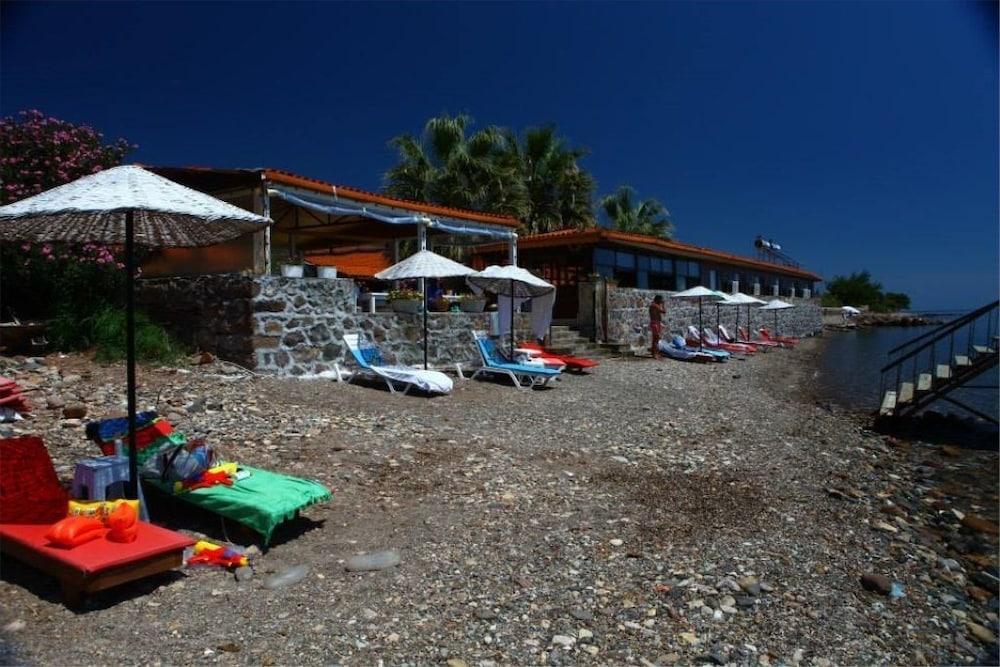 Assos Sardunya Butik Hotel - Beach