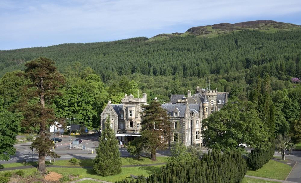 The Tarbet Hotel - Featured Image