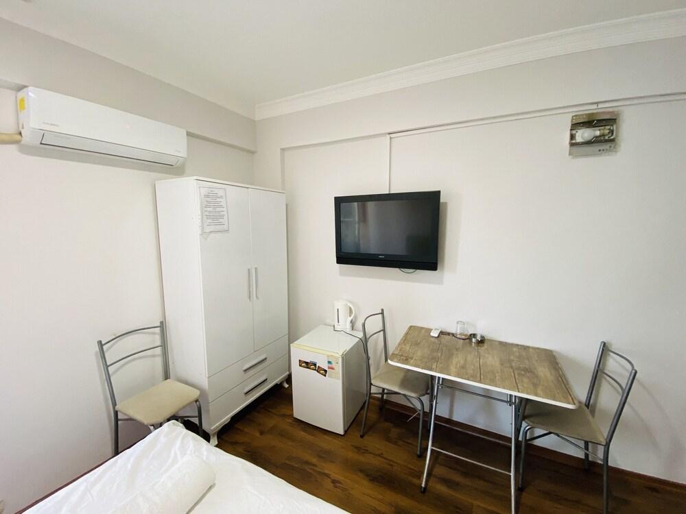Apart Hotel 1460 Alsancak  - Room