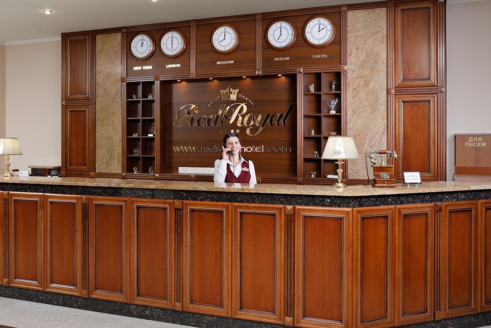 Red Royal Hotel - Reception