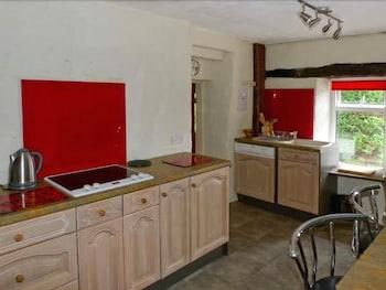 Hillrise Cottage - In-Room Kitchen