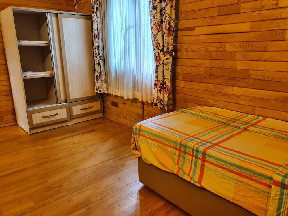 Oblomov Hotel - Room
