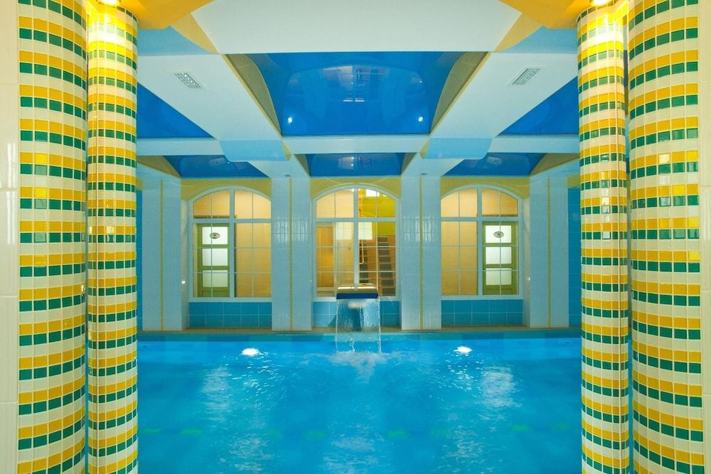 أوبرتيخ لوكس - Indoor Pool