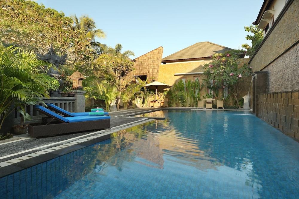 Vamana Resort - Outdoor Pool