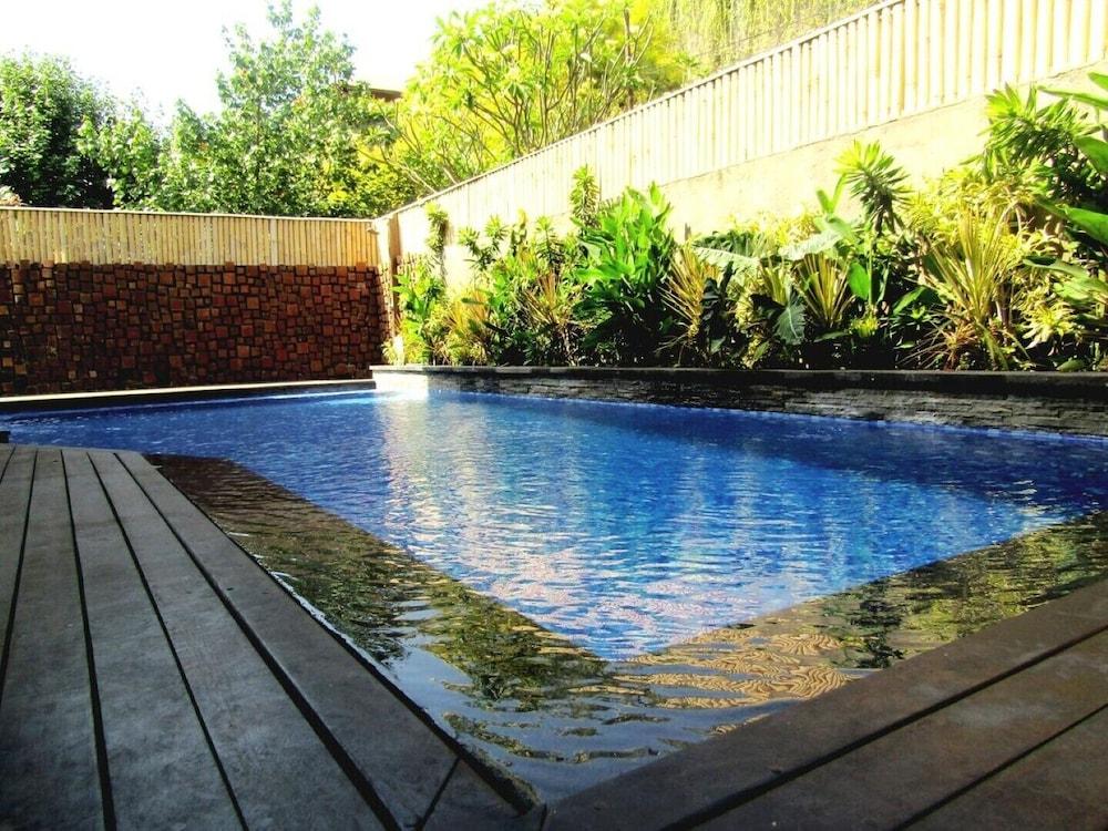 Xanadu Villa - Pool