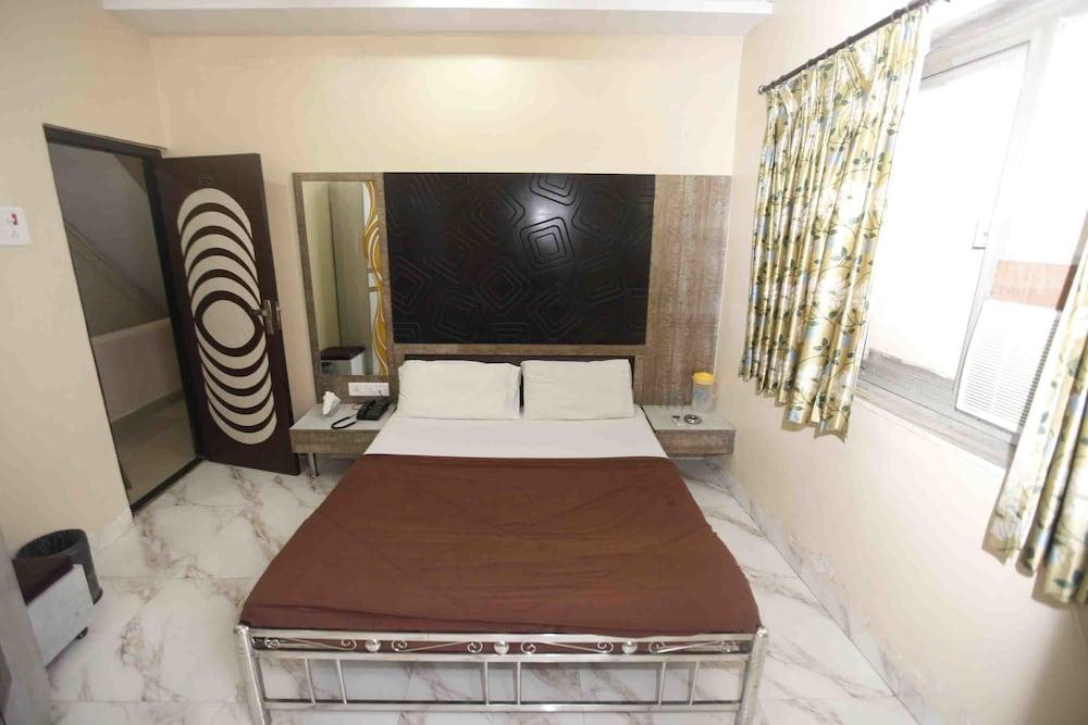 Hotel Al Madina - Room