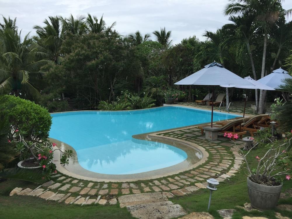 Amarela Resort - Outdoor Pool