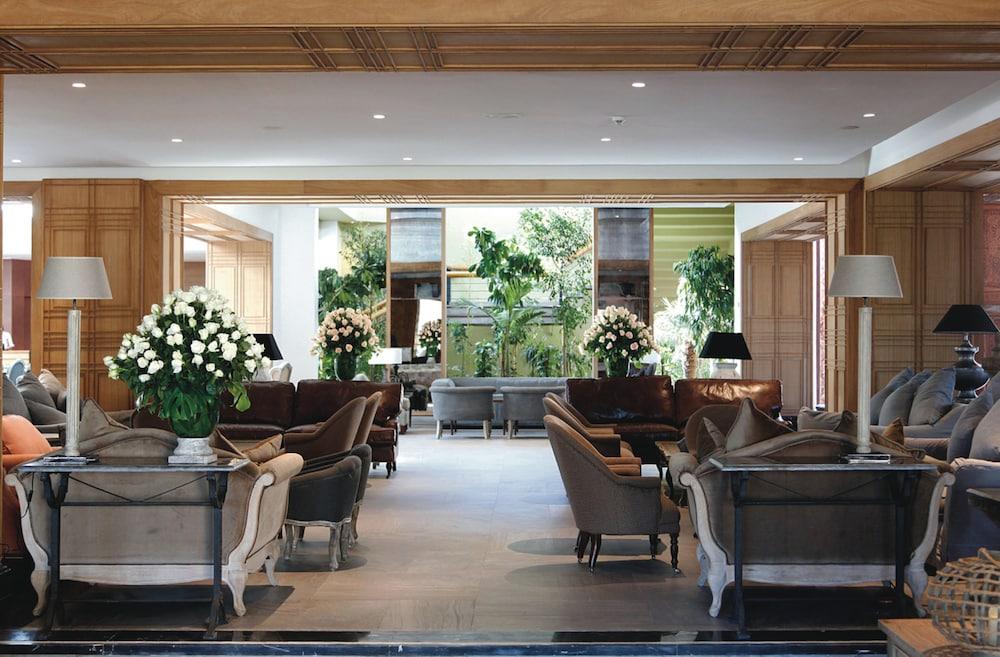 ريو تيكيدا دوناس - السعر شامل جميع الخدمات - Lobby Lounge