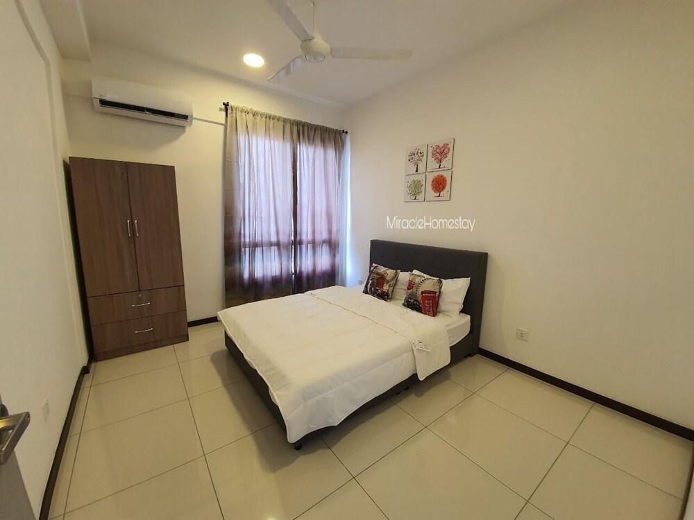 Miracle Butterworth 4 Pax Home with View - Room