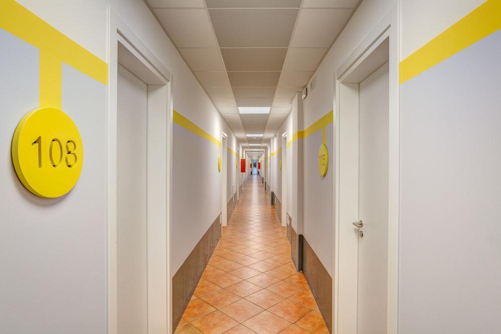 MEININGER Milano Garibaldi - Hallway