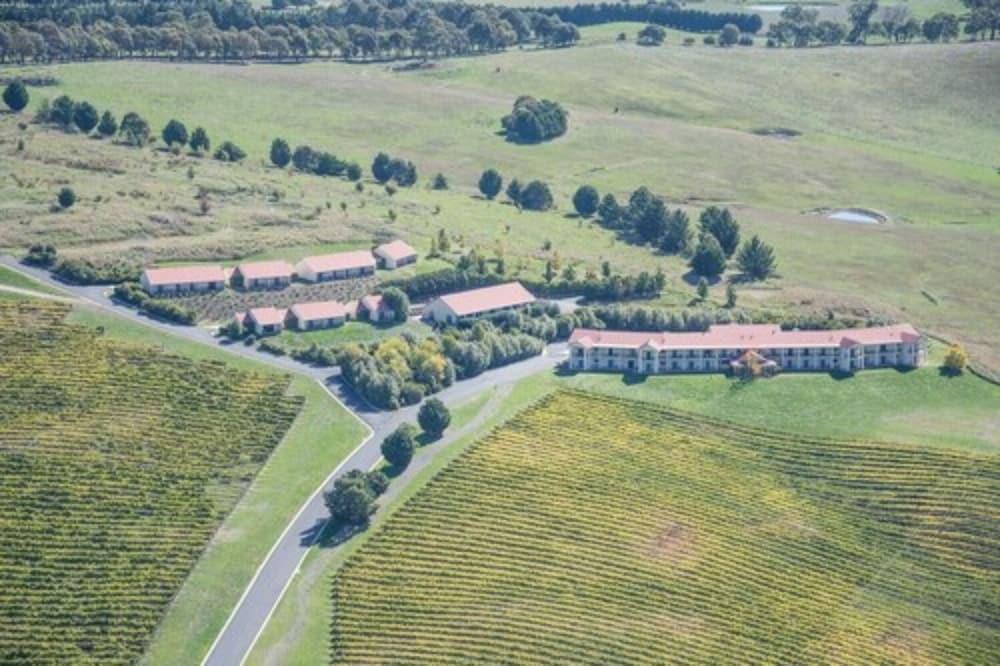 Turners Vineyard Motel and Function Centre - Aerial View