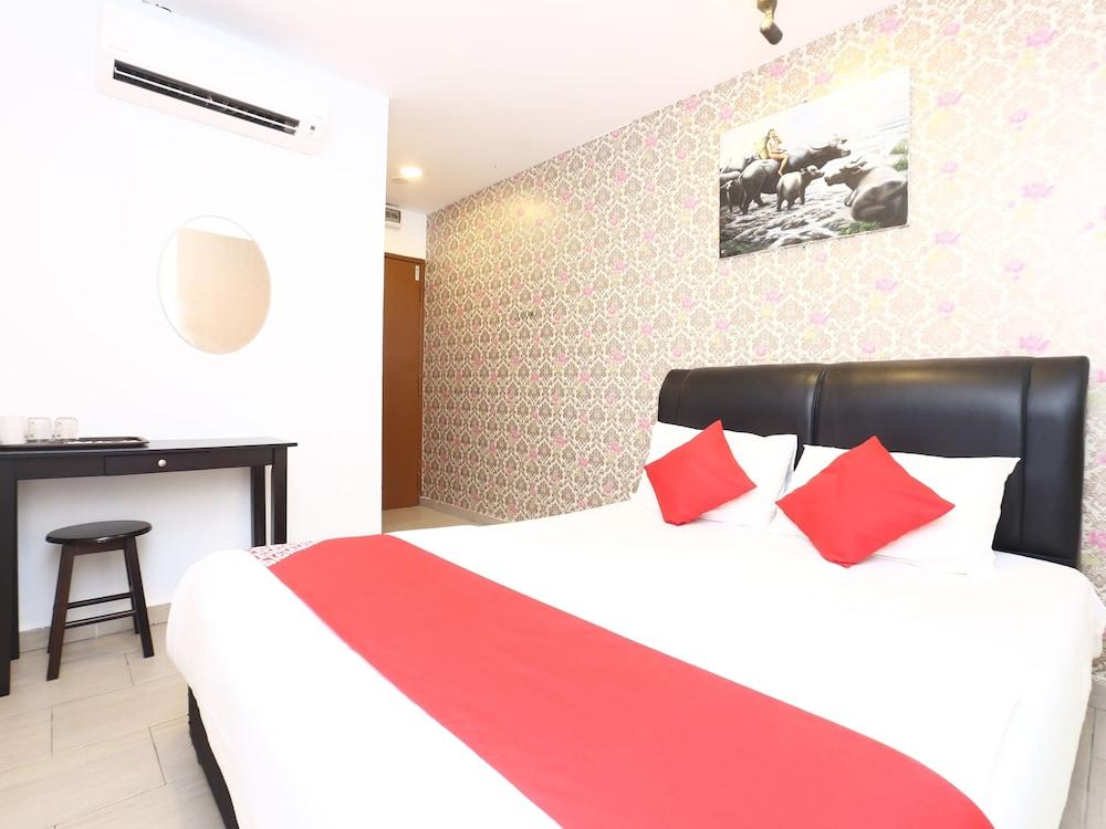 OYO 718 MR J Hotel Wakaf Che Yeh 1 - Featured Image