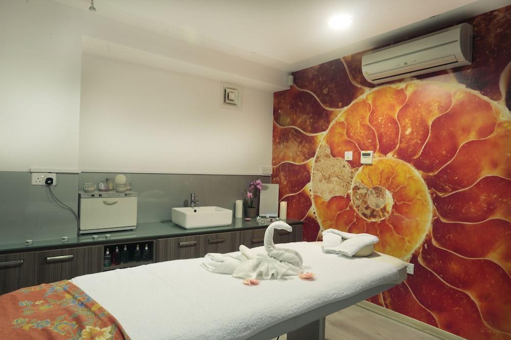 Coralli Spa Resort & Residence - Massage