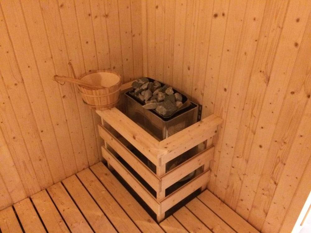 ميرتون ريزيدنس إيبو - Sauna