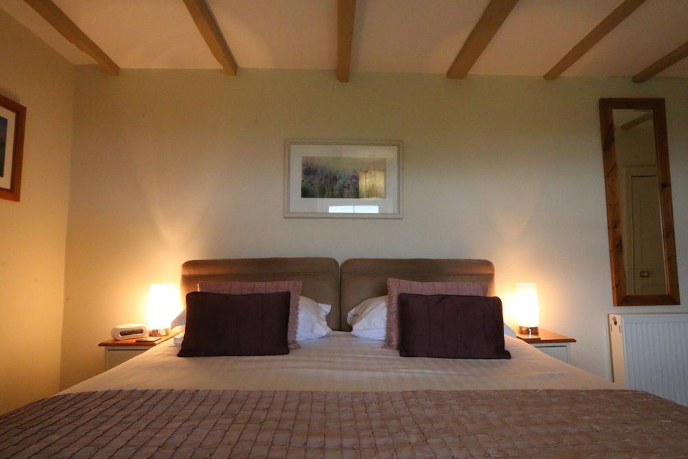 Carraw Bed & Breakfast - Room