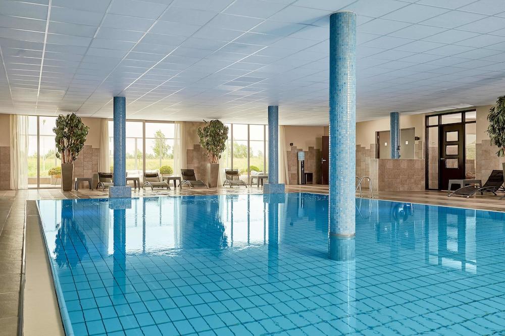 Van der Valk Hotel ARA - Indoor Pool