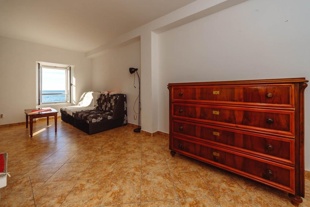Apartments LIDO Petrovac - Room