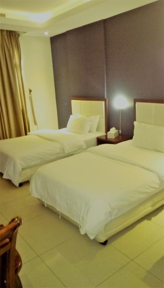 Romooz Inn Hotel Suites - Room