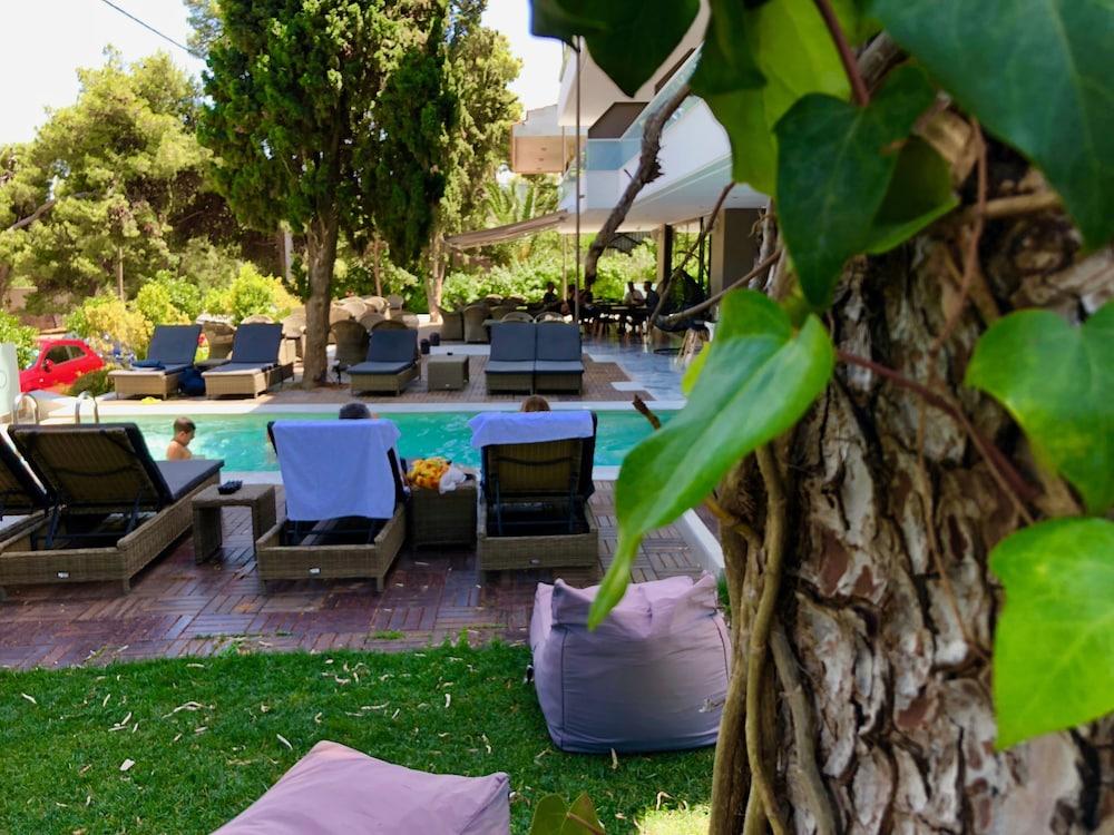 Athenian Riviera Hotel & Suites - Outdoor Pool