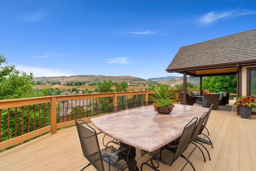 Outstanding Home | Incredible Views | Near Reservoir! - BBQ/Picnic Area
