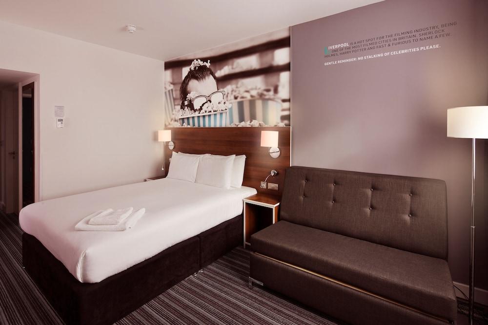Heeton Concept Hotel City Centre Liverpool - Room