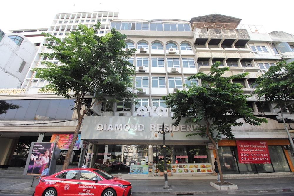 OYO 102 Diamond Residence Hotel - Featured Image