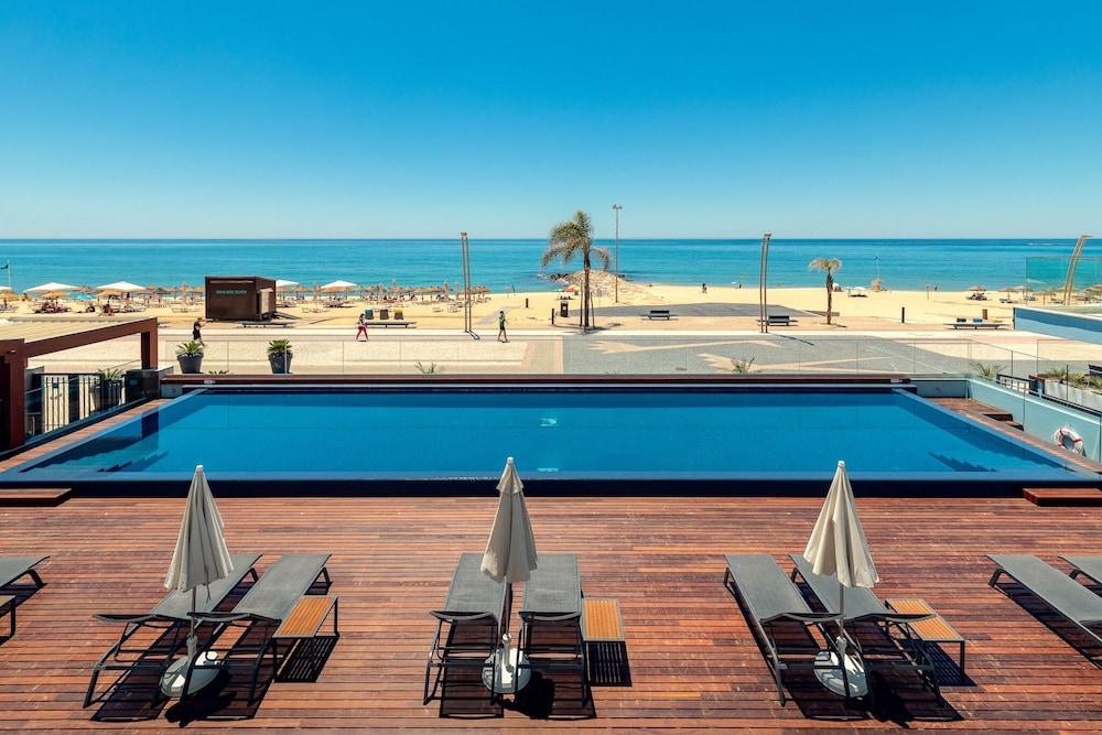 Dom Jose Beach Hotel - Outdoor Pool