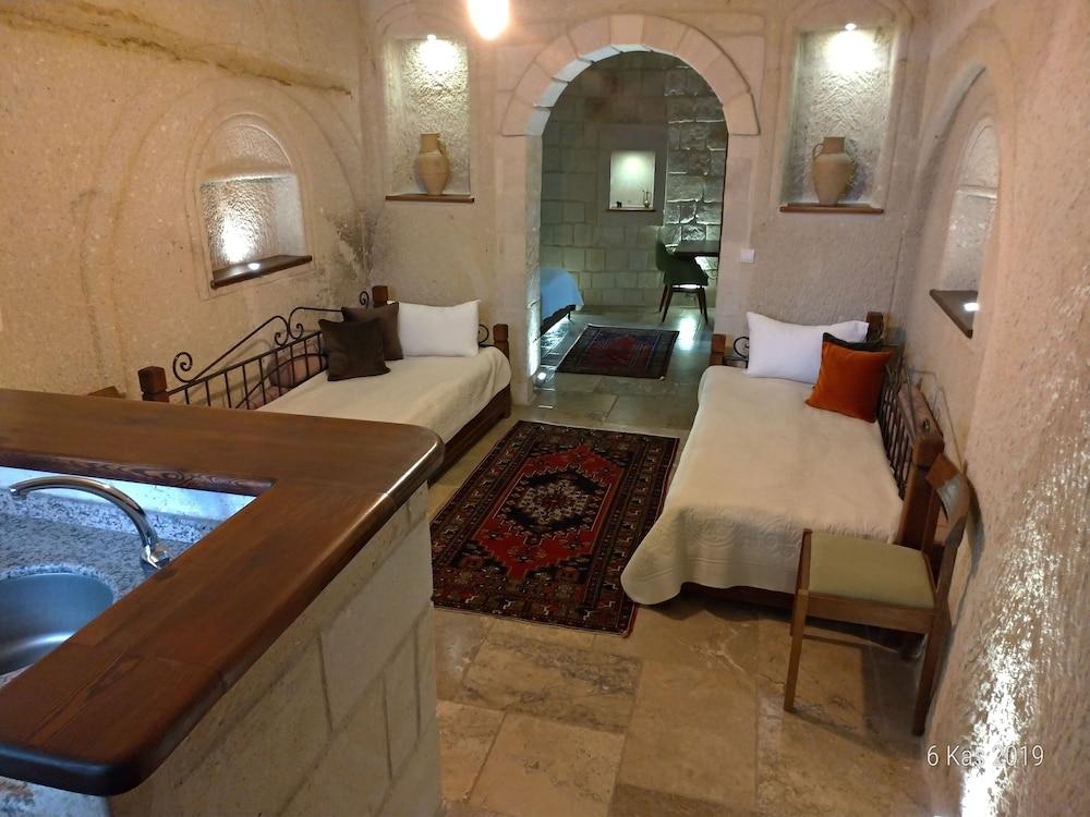 Osmanbey Cave Hotel - Room