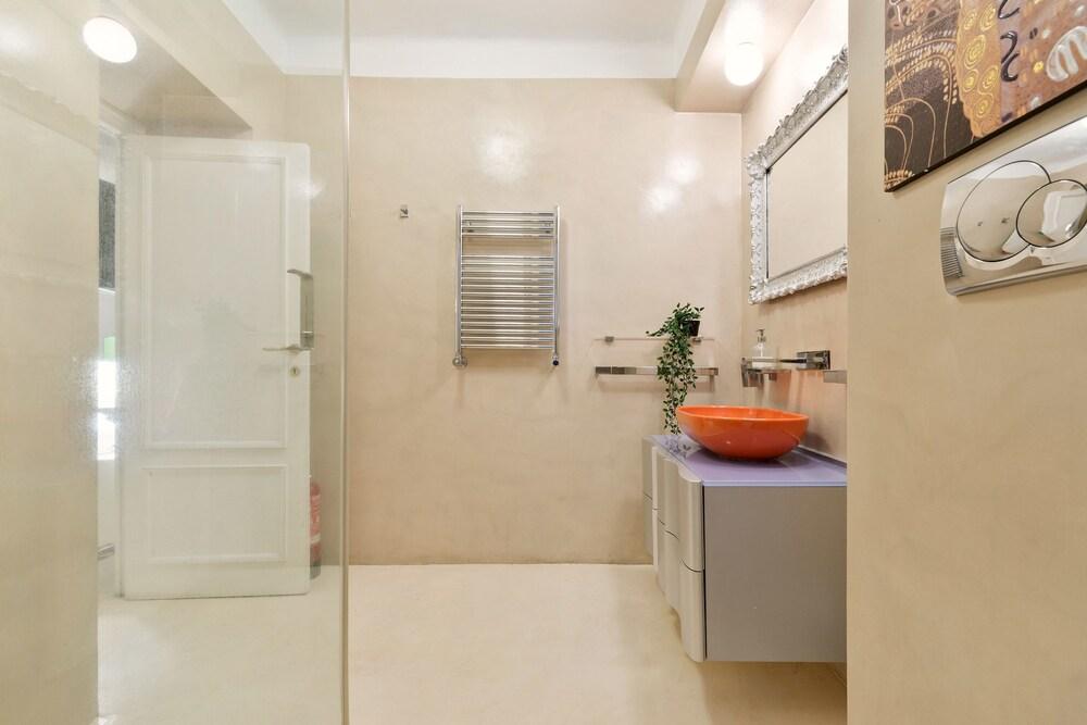 Rome as you feel - Monserrato Design Apartment in Navona - Bathroom