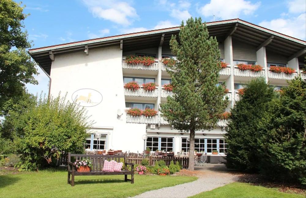 Hotel Bannwaldsee - Featured Image