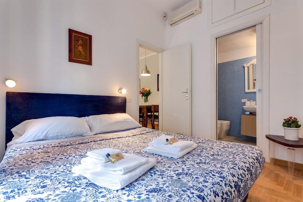 Rome as you feel - Vatican Apartments - Guestroom