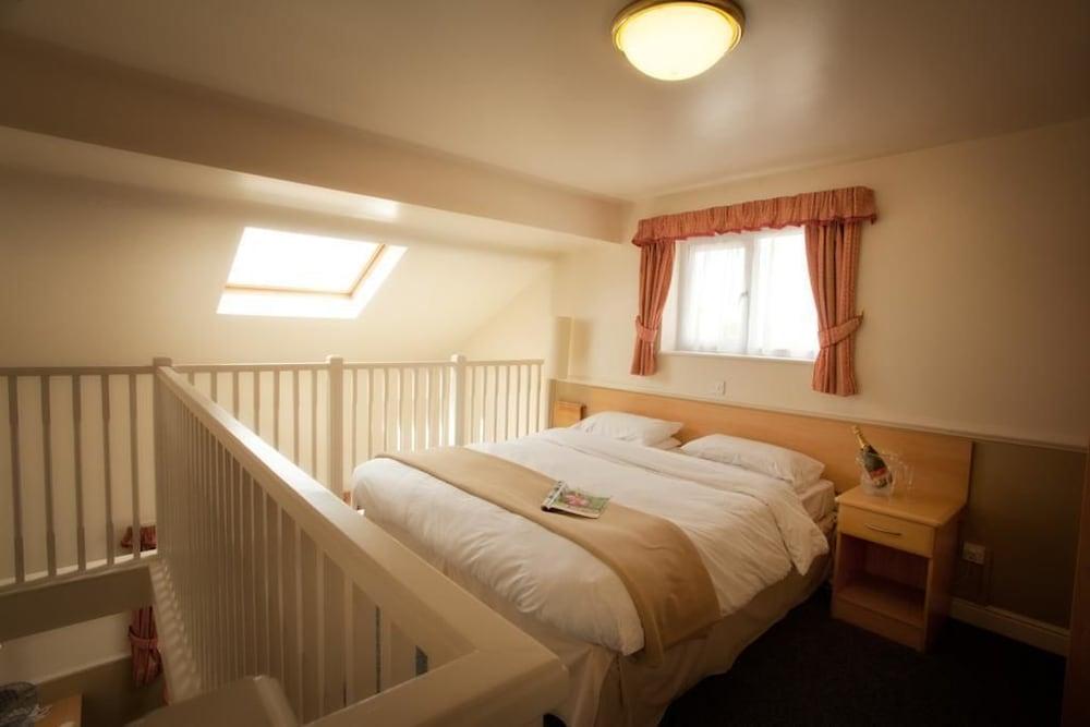 Moreton Park Lodge - Room